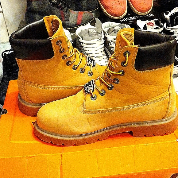 LUGZ WORK FORCE STEEL TOE CONSTRUCTION BOOTS, TAN, SIZE:9.0W IN US SIZE:42.5 EUR - Picture 4 of 16